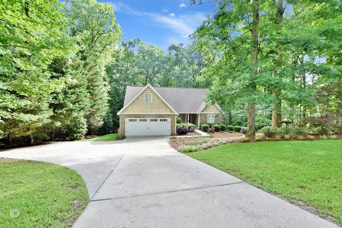 640 Lake Dr, Pine Mountain, GA, 31822-2252 | Card Image