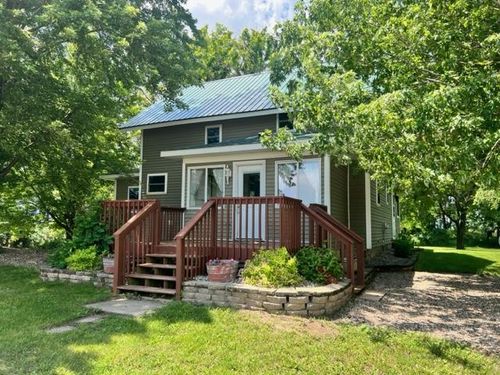 17327 300th St, Vesta, MN, 56292-1221 | Card Image