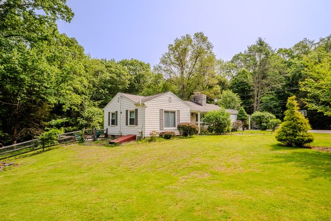 11 Walker Ln, House other with 3 bedrooms, 2 bathrooms and null parking in Woodbridge CT | Image 23