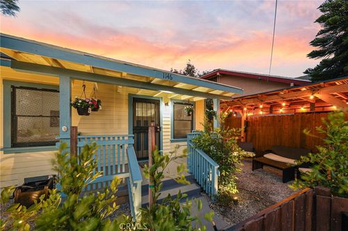 1146 N Loma Vista Dr, Long Beach, CA, 90813-2807 | Card Image