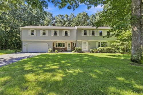 76 Mohawk Dr, Longmeadow, MA, 01106-2407 | Card Image