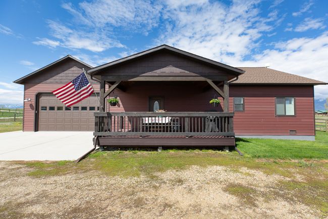 716 Shadow Dancer Way, House other with 3 bedrooms, 2 bathrooms and null parking in Stevensville MT | Image 4
