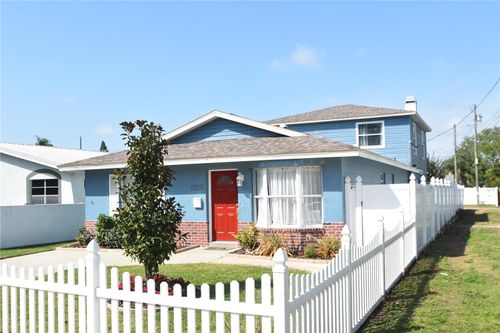 2918 10th St N, ST PETERSBURG, FL, 33704-2504 | Card Image