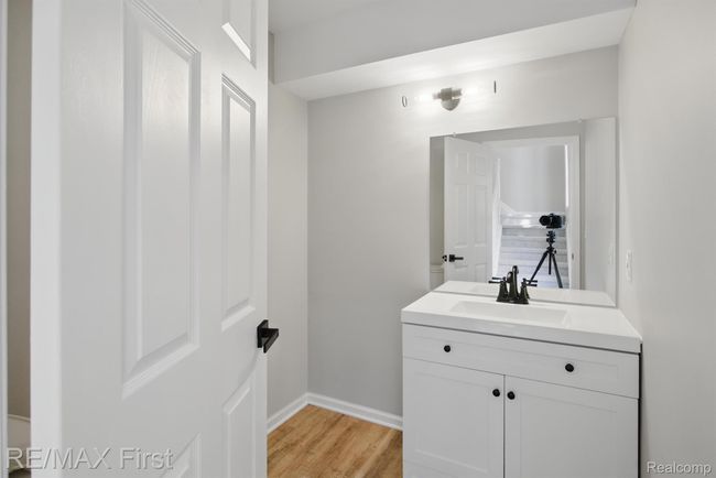 6620 Red Cedar Ln, Condo with 3 bedrooms, 3 bathrooms and null parking in West Bloomfield MI | Image 12