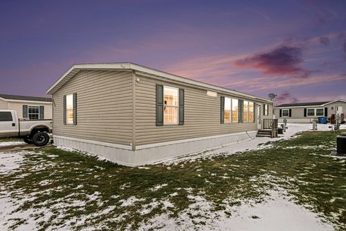 4335 Tavistock Dr, Wayland, MI, 49348-8943 | Card Image