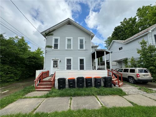 23 W Park Pl, Corry, PA, 16407-1551 | Card Image