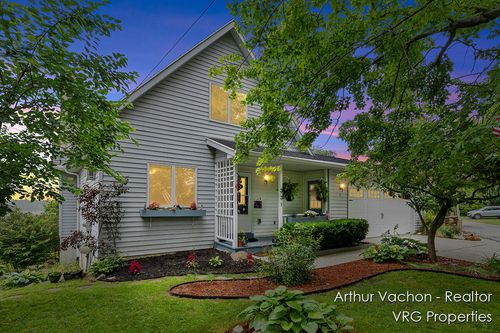 331 Conkey Dr, Fenwick, MI, 48834-9681 | Card Image