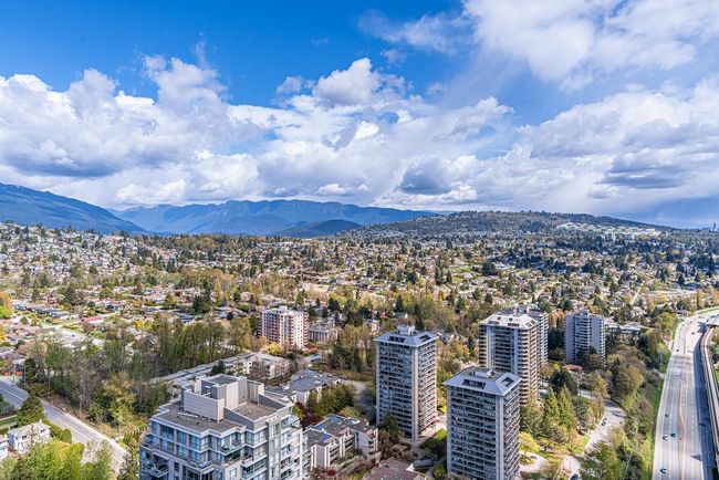 4207 - 4880 Lougheed Highway, Condo with 2 bedrooms, 2 bathrooms and 1 parking in Burnaby BC | Image 33