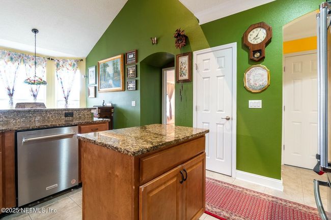 1267 Limpkin Ln, House other with 4 bedrooms, 3 bathrooms and null parking in MIDDLEBURG FL | Image 13