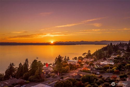 12205 Shorewood Drive Sw, Burien, WA, 98146 | Card Image