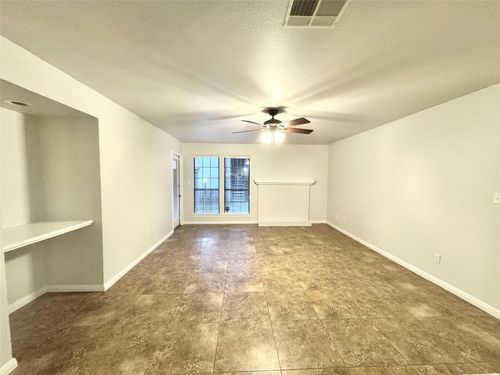 bldg-f-607-1202 Thorpe Ln, San Marcos, TX, 78666-6563 | Card Image