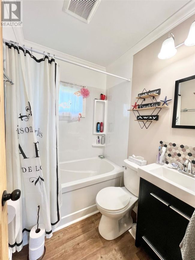 64 Main Street, House other with 2 bedrooms, 1 bathrooms and null parking in Point of Bay NL | Image 29