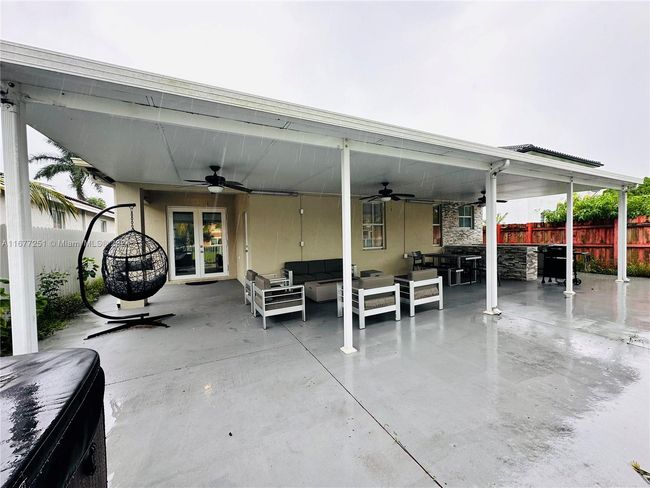 10886 Sw 242 Nd St, House other with 4 bedrooms, 2 bathrooms and null parking in Homestead FL | Image 38
