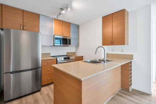 1601-928 Homer Street, Vancouver, BC, V6B1T7 | Card Image
