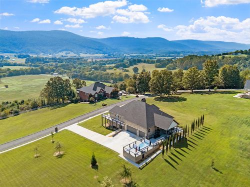178 Sky High Dr, Dunlap, TN, 37327-4729 | Card Image