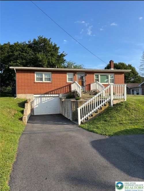 5874 Old Carriage Rd, BATH, PA, 18014-9007 | Card Image