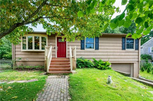41 Mount View Ave, North Kingstown, RI, 02852-1127 | Card Image