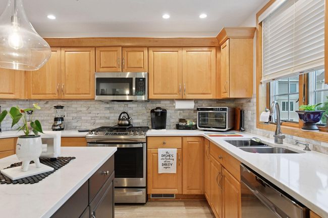 UNIT-301 - 11484 Fairfield Rd W, Condo with 2 bedrooms, 2 bathrooms and null parking in Minnetonka MN | Image 19