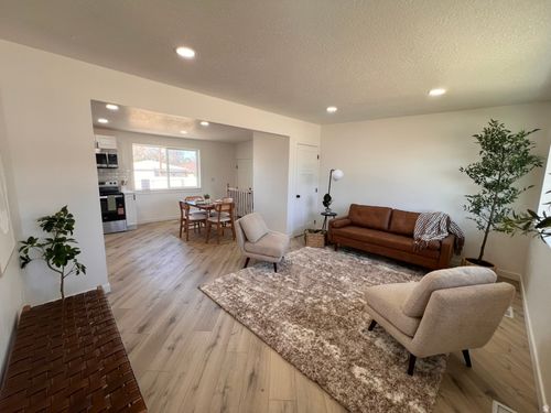 965 Amethyst St, Layton, UT, 84041-2554 | Card Image