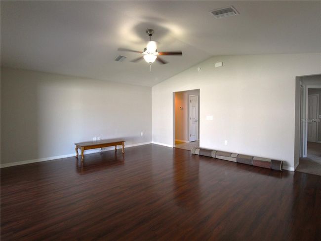 Living Room | Image 5