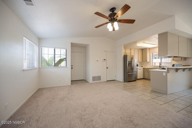 Living Room 4 | Image 7