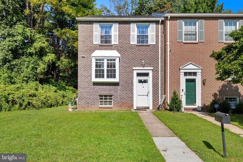 16 Pinecone Ct, PARKVILLE, MD, 21234-1509 | Card Image