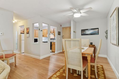 apt-205-4860 Park Commons Dr, Saint Louis Park, MN, 55416-2601 | Card Image