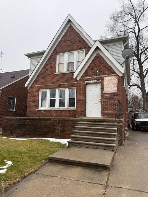 13324 Camden Street, Detroit, MI, 48213 | Card Image