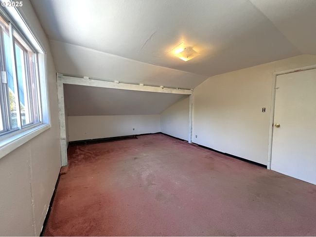 Bedroom-Upper | Image 30