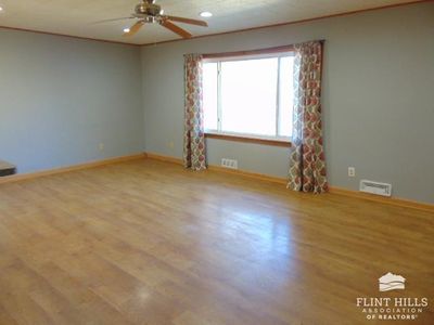 1203 Otoe Street, House other with 3 bedrooms, 1 bathrooms and null parking in Marysville KS | Image 3