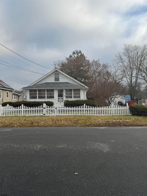 285 Spruce St, Bridgeton, NJ, 08302-3347 | Card Image