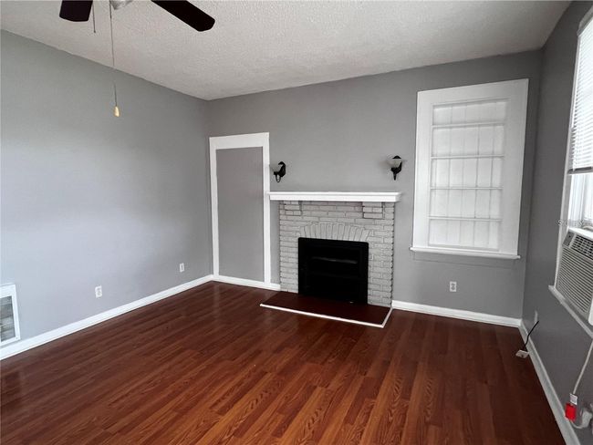 APT-8 - 1310 N Combee Rd, House other with 2 bedrooms, 1 bathrooms and null parking in LAKELAND FL | Image 14