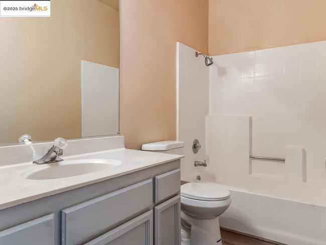9 Pelican Ct, Townhouse with 4 bedrooms, 3 bathrooms and 2 parking in Pittsburg CA | Image 18