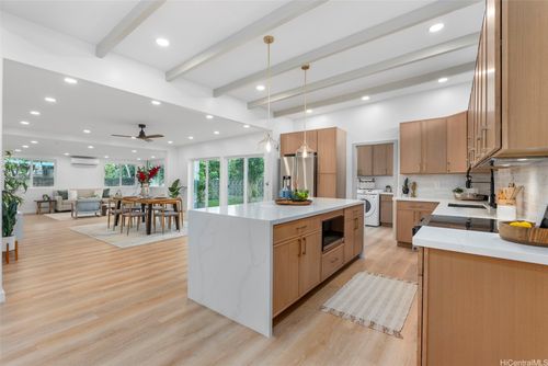 584 Kipuka Pl, Kailua, HI, 96734-2461 | Card Image