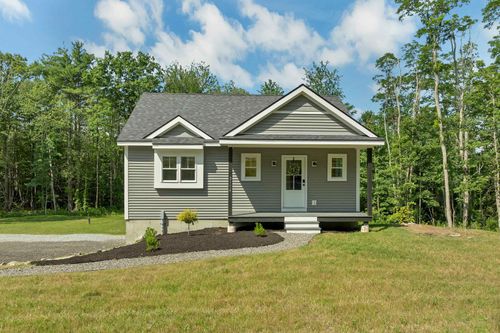 3114 Parade Rd, Laconia, NH, 03246-1509 | Card Image