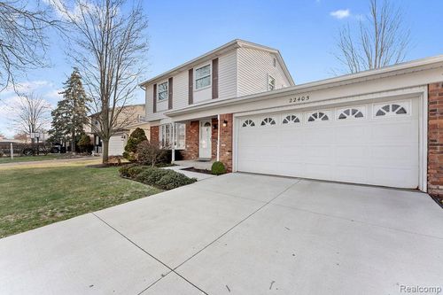 22405 Foxcroft St, Woodhaven, MI, 48183-1464 | Card Image