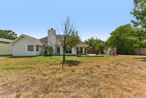 184 Meadow Ln, Martindale, TX, 78655-3826 | Card Image