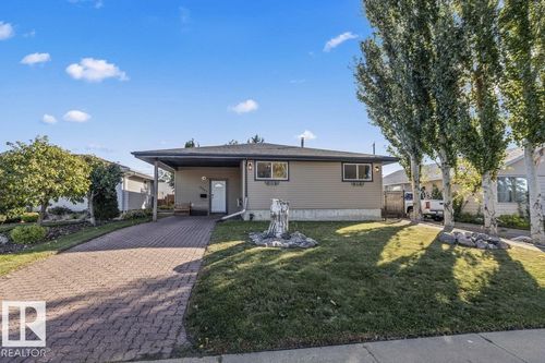 8907 136 Ave Nw, Edmonton, AB, T5E1V5 | Card Image