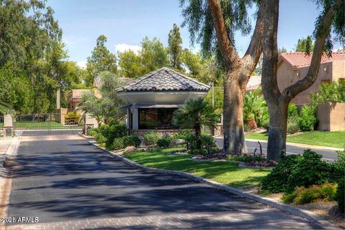 8072 E Cortez Dr, Scottsdale, AZ, 85260-5622 | Card Image