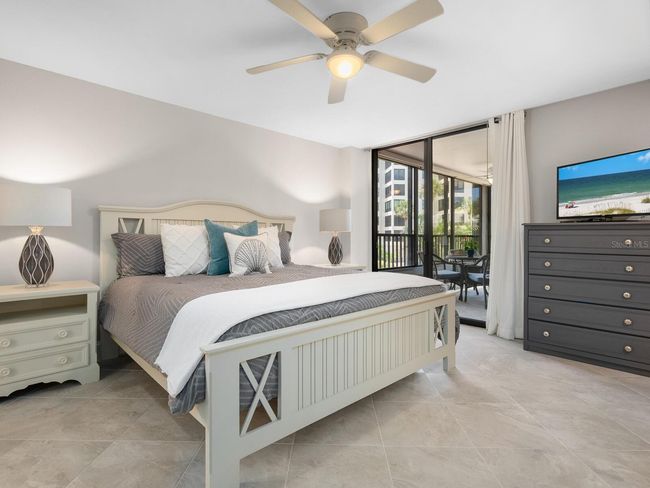APT-104 - 8701 Midnight Pass Rd, Condo with 2 bedrooms, 2 bathrooms and null parking in SARASOTA FL | Image 19