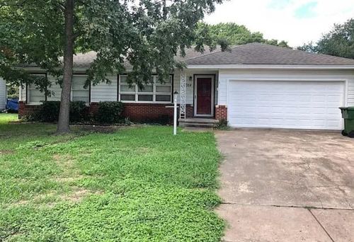 2024 Meadow Road, Waco, TX, 76710 | Card Image