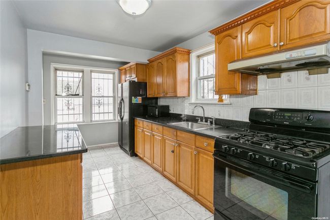 148-38 86 Th Ave, House other with 4 bedrooms, 3 bathrooms and null parking in Briarwood NY | Image 7