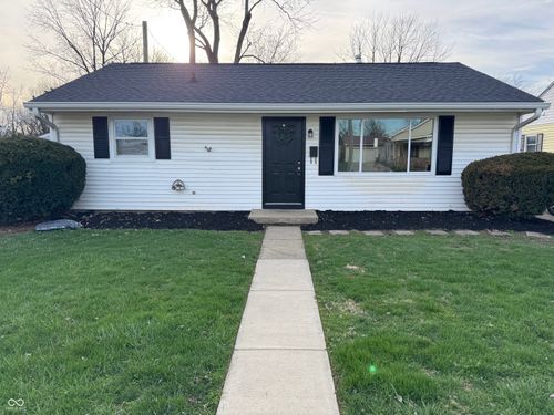 718 S State St, Greenfield, IN, 46140-2560 | Card Image