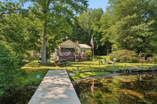 25 Lakeside Dr, Newport, NH, 03773-7518 | Card Image