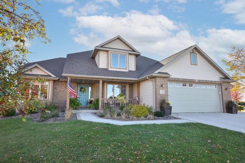 123 Linden Lane, Cedar Grove, WI, 53013 | Card Image