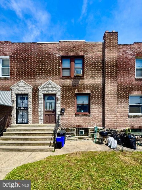 2065 Larue St, PHILADELPHIA, PA, 19124-2005 | Card Image