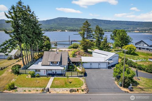 10 E Sunny Sands Rd, Cathlamet, WA, 98612-9708 | Card Image