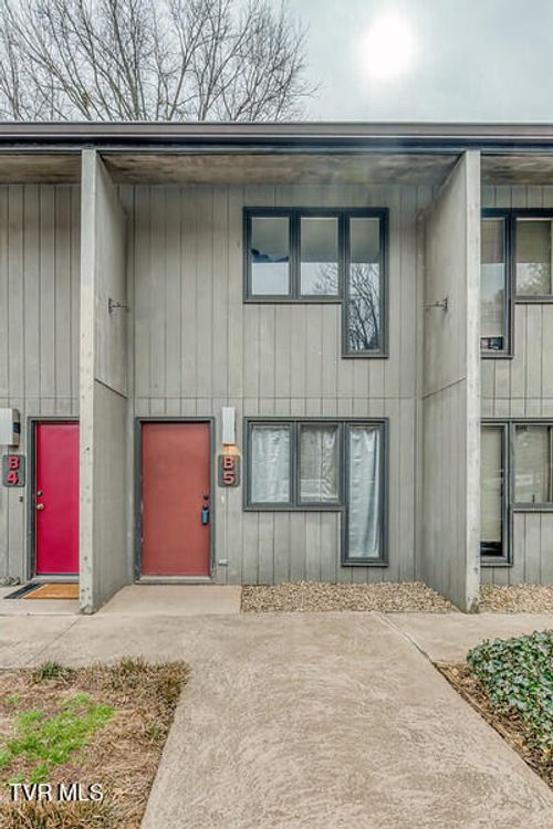 b5-115 Beechnut St, Johnson City, TN, 37601-1542 | Card Image