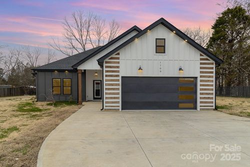 1708 Old Georgia Hwy, Gaffney, SC, 29341-2172 | Card Image