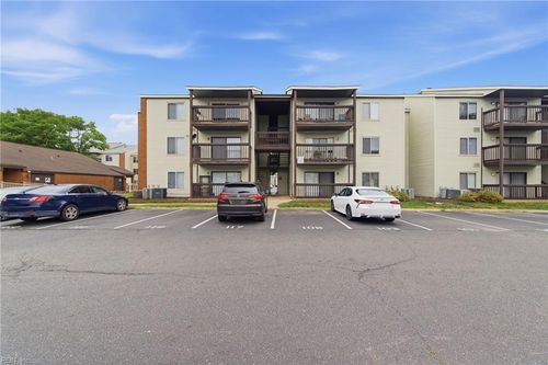 2-103 Haverford Court, Hampton, VA, 23666 | Card Image